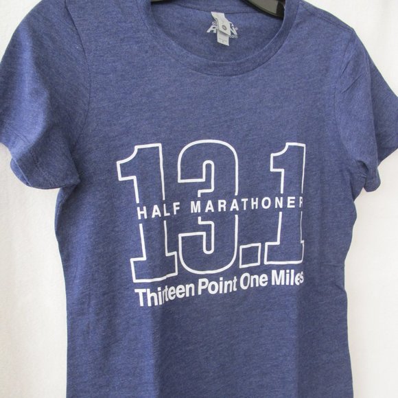 NEW 13.1 Half Marathon Women's T-shirt - Picture 1 of 10